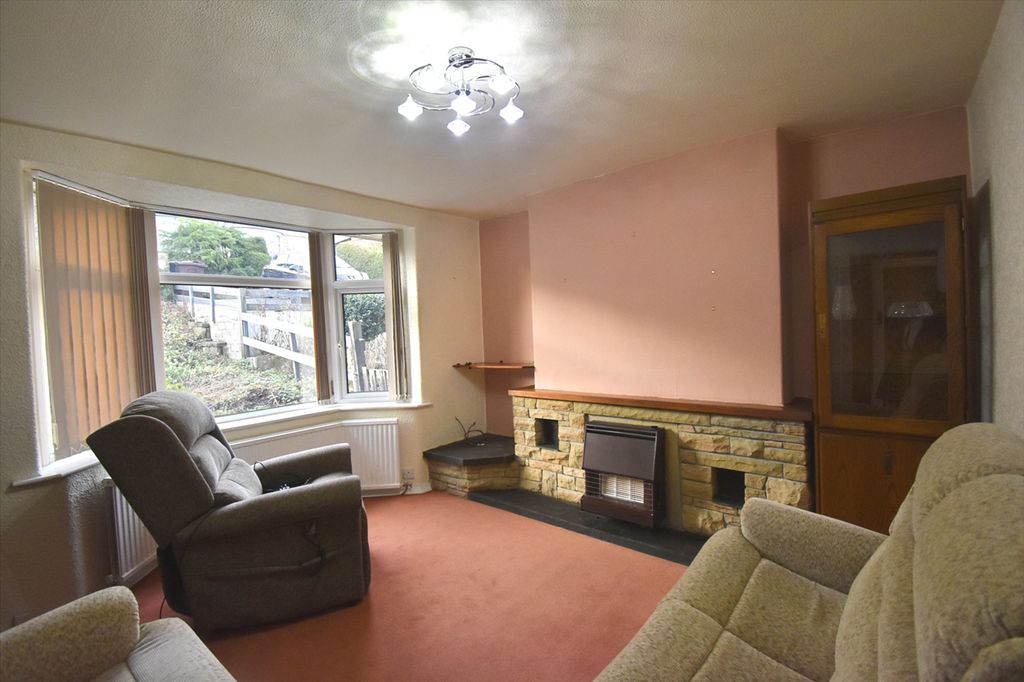 Property photo 3 of 15 Sitting Room