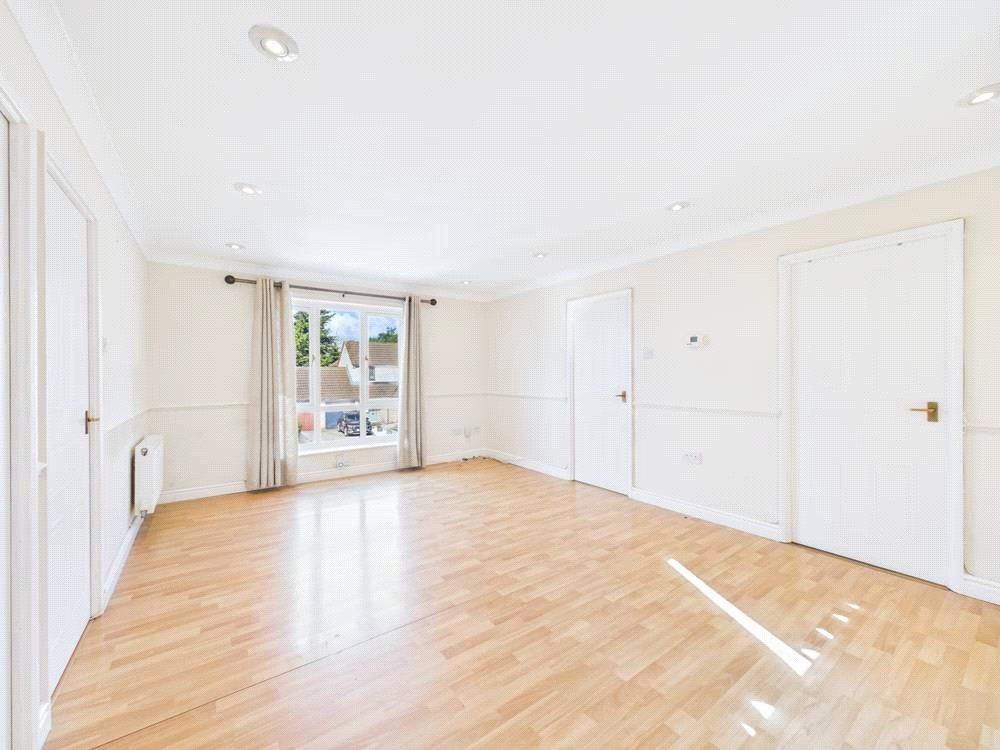 Property photo 2 of 11 Picture No. 10