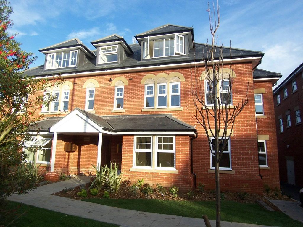 Property photo 1 of 8