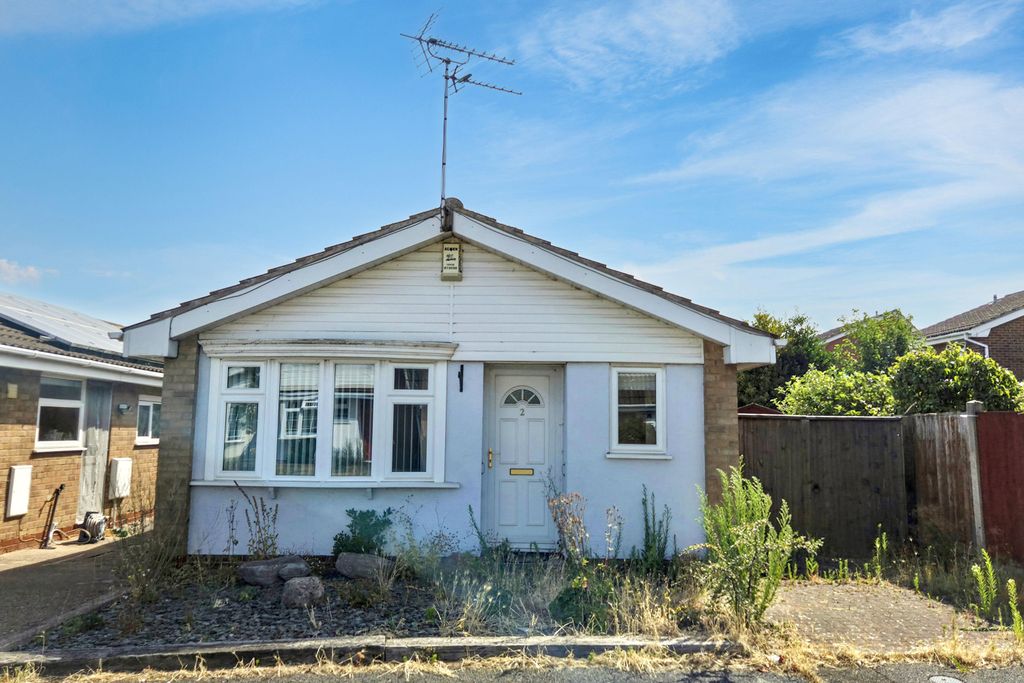 Property photo 1 of 16 2 Welbeck Grove, Bingham, Nottingham, Ng13 8Rf