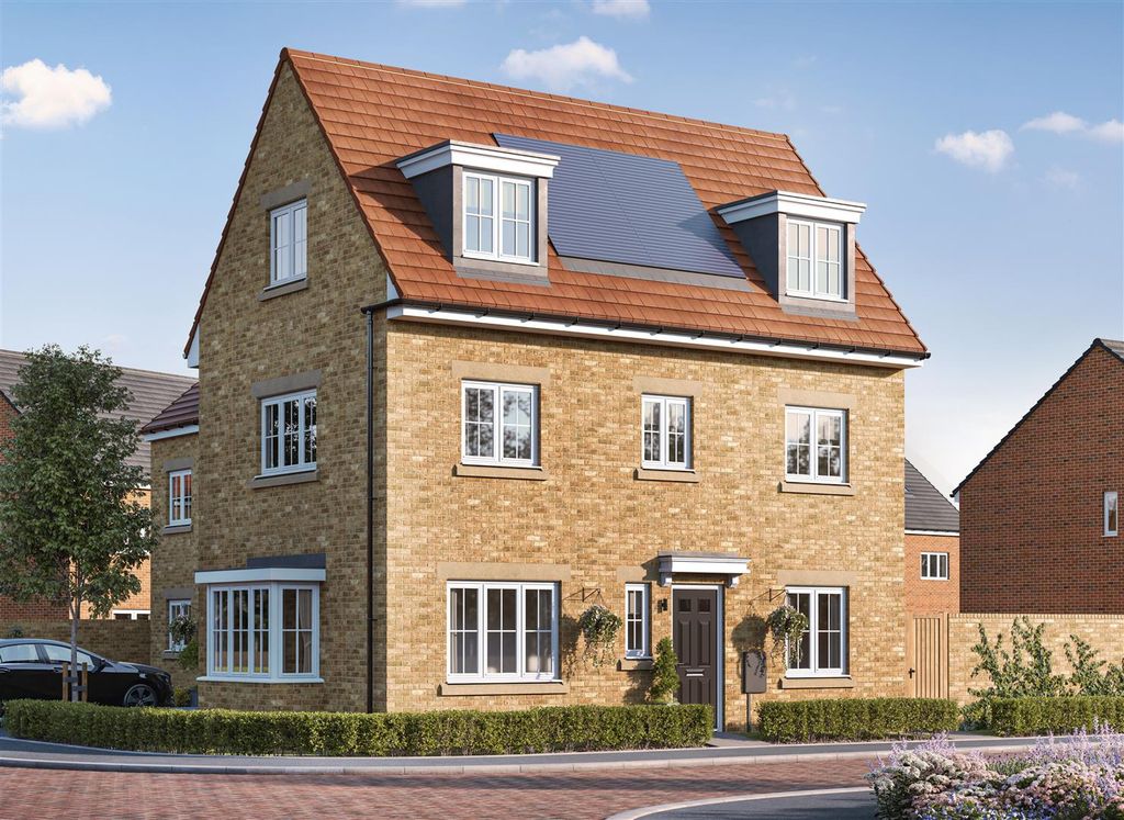 Property photo 2 of 13 Hoveton_Crop.Jpg