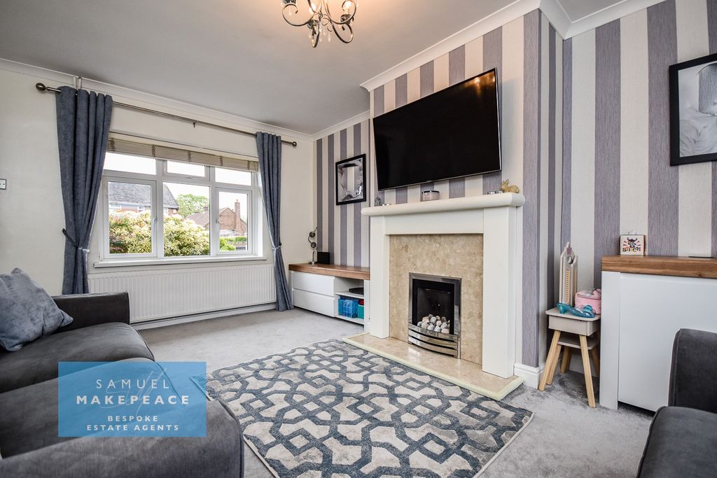 Property photo 3 of 19 Gallery