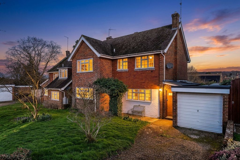 Property photo 1 of 33
