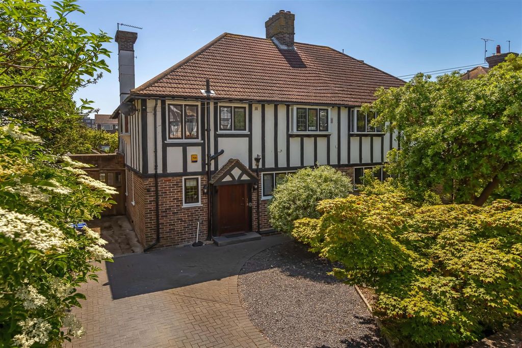 Property photo 1 of 27 Rowlands Rd_35.Jpg