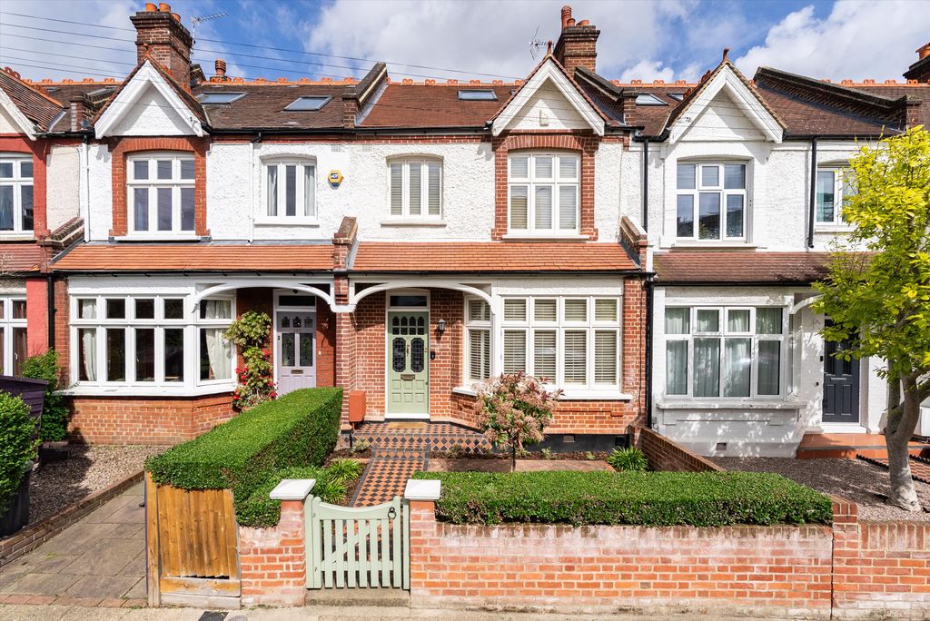 Property photo 1 of 19 Image