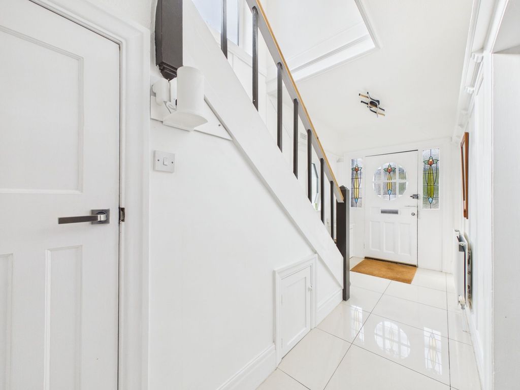 Property photo 2 of 38
