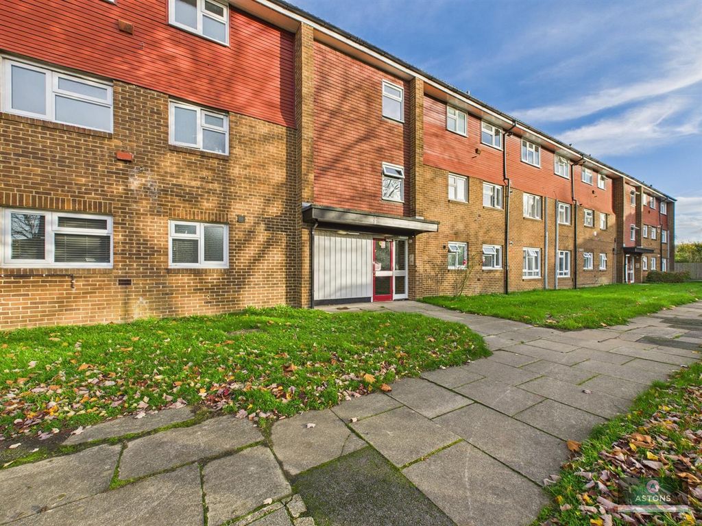 Property photo 1 of 8 Cam04622G0-Pr0112-Still008.Jpg