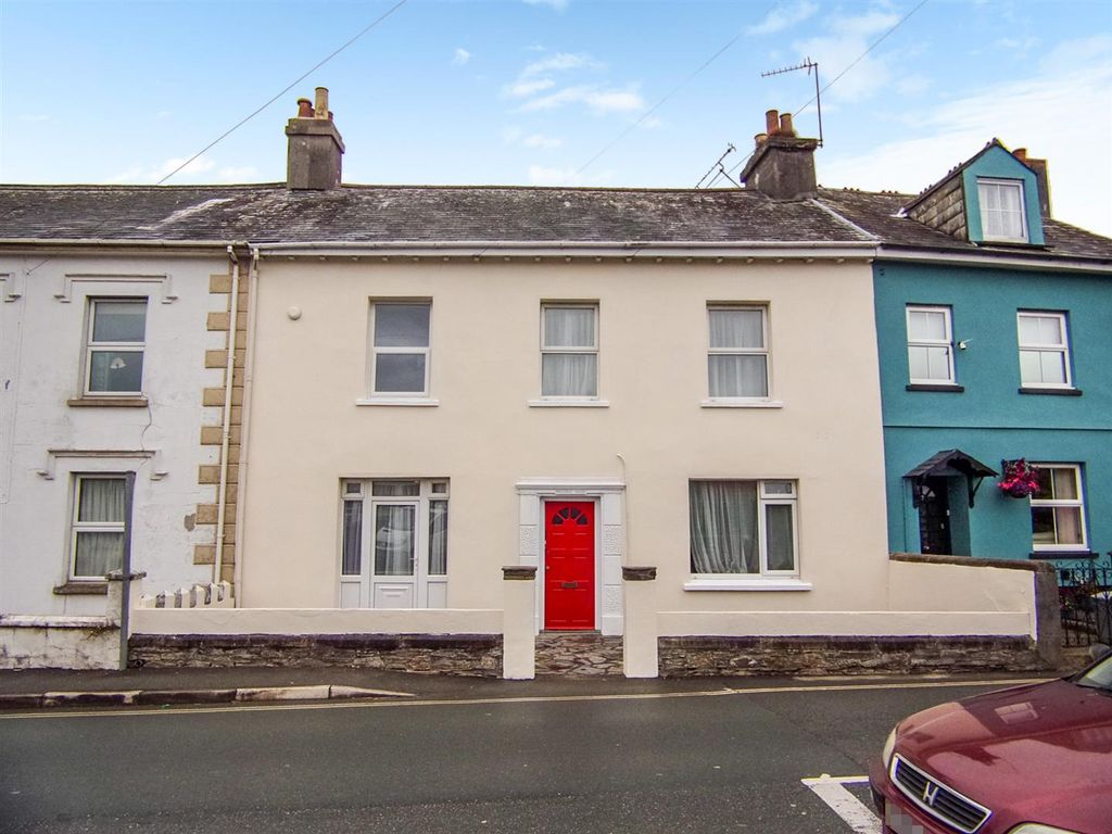 Property photo 1 of 13 Front Exterior.Jpg