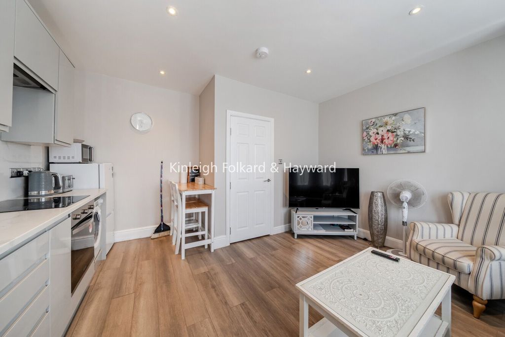 Property photo 2 of 9 Picture No. 02