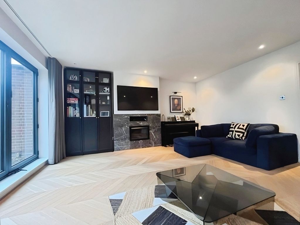 Property photo 3 of 28 Picture No. 05