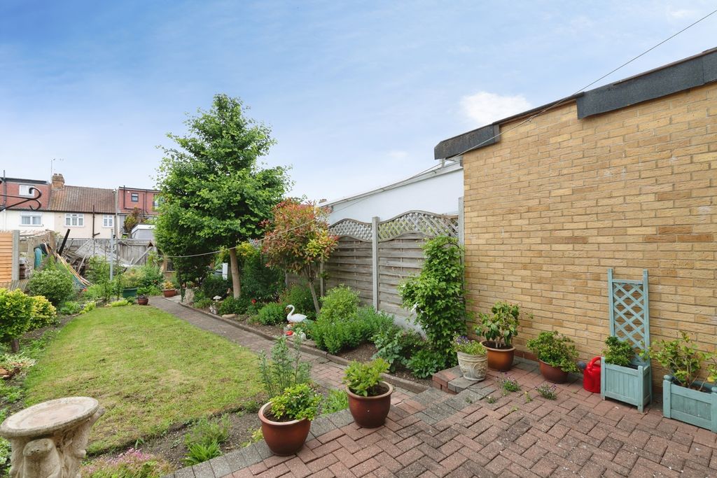 Property photo 2 of 10 Pbox-Img.Jpg
