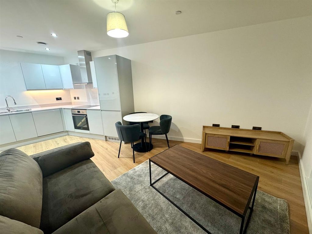 Property photo 3 of 14 Lounge Pic 1.Jpeg