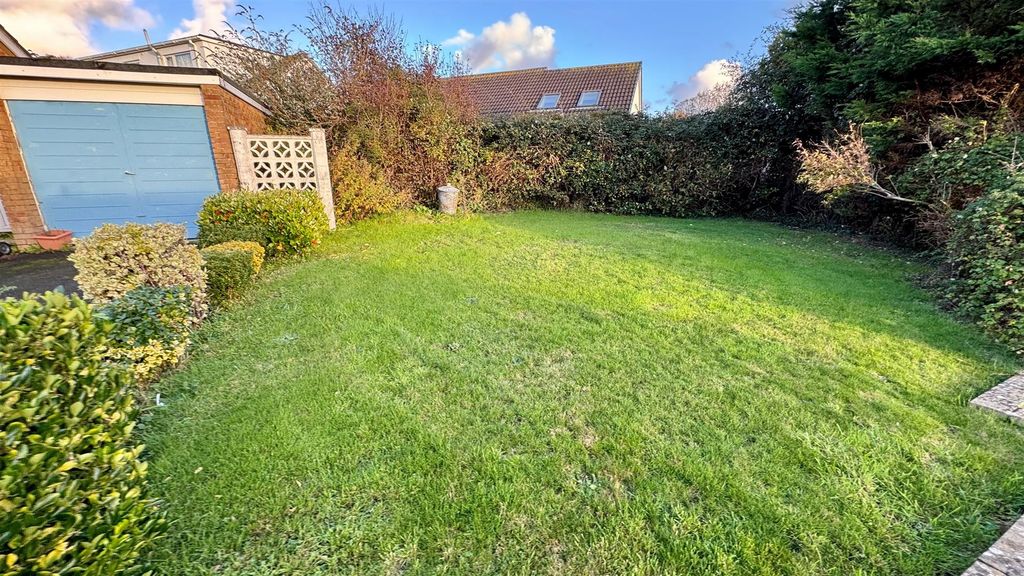 Property photo 2 of 15 18.Jpg