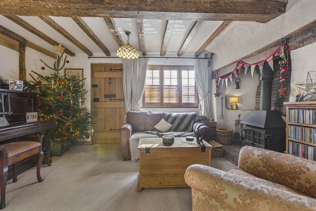 Property photo 2 of 26