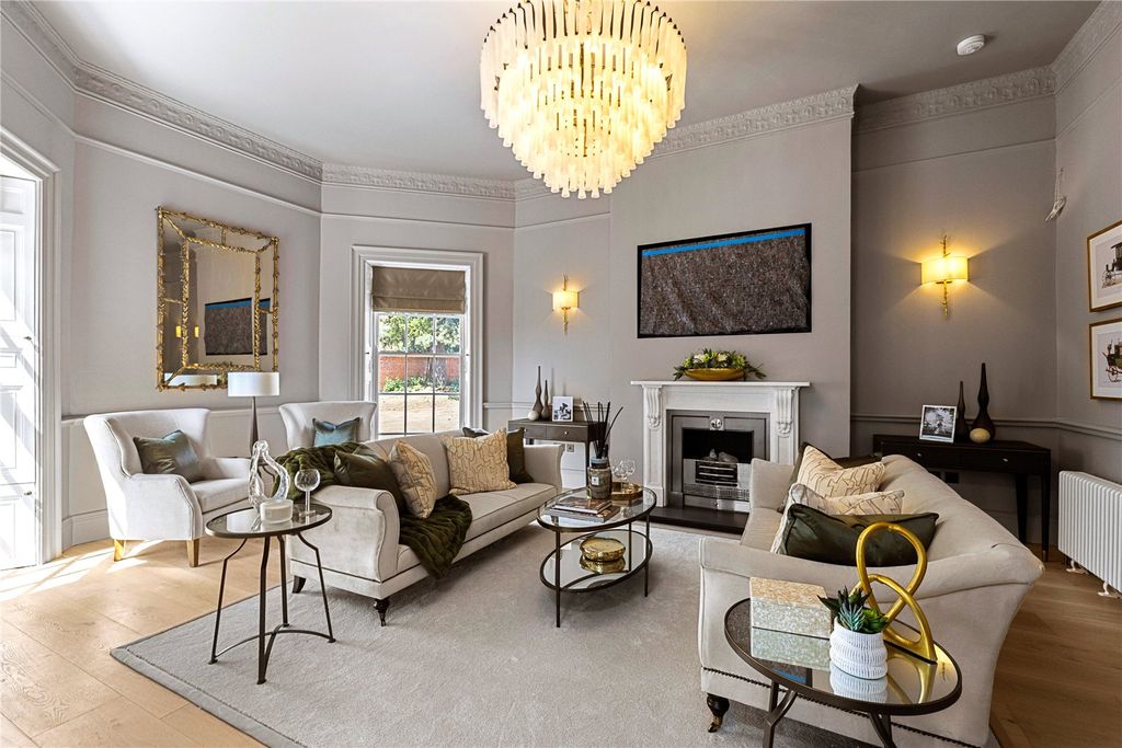 Property photo 2 of 36 Drawing Room