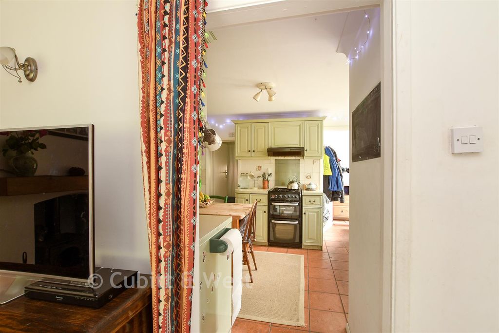 Property photo 3 of 10 Internal Lifestyle Photograph