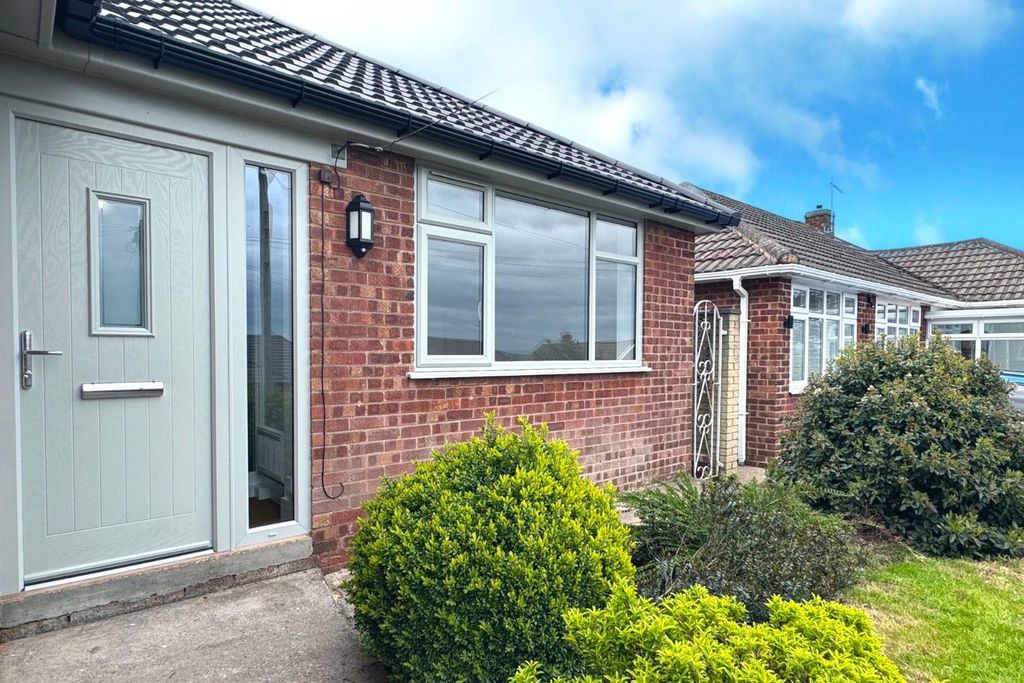 Property photo 2 of 32 Front Door.Jpg