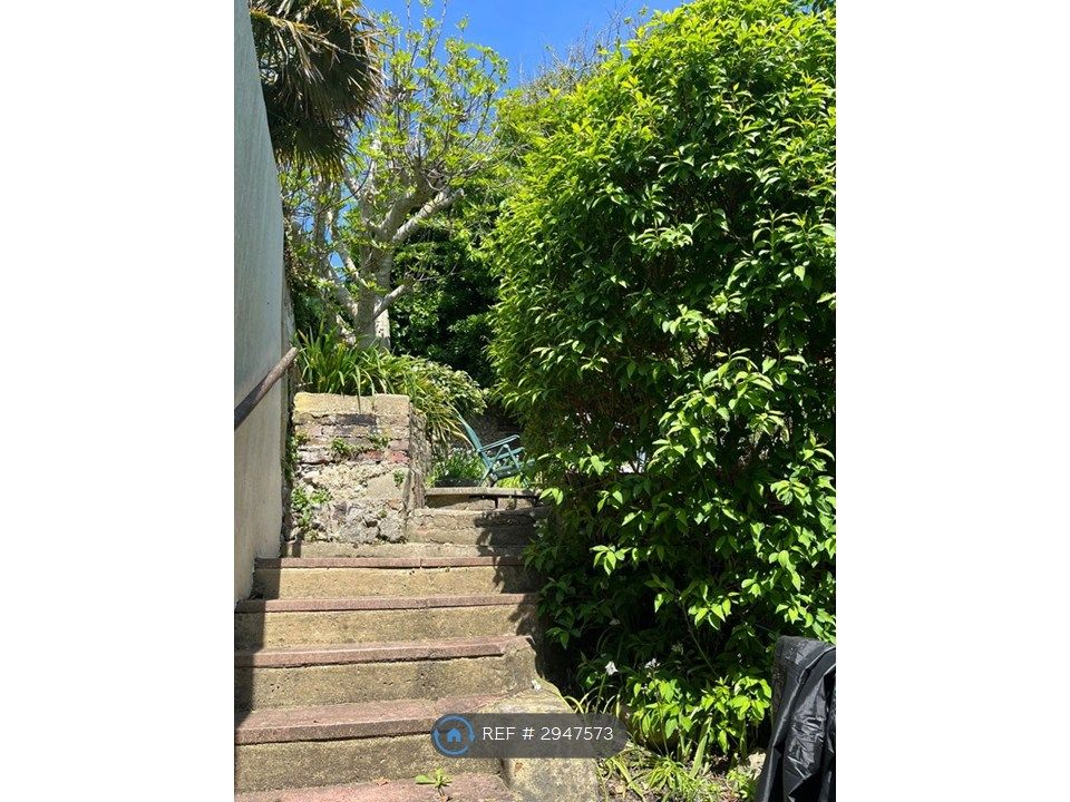 Property photo 3 of 30