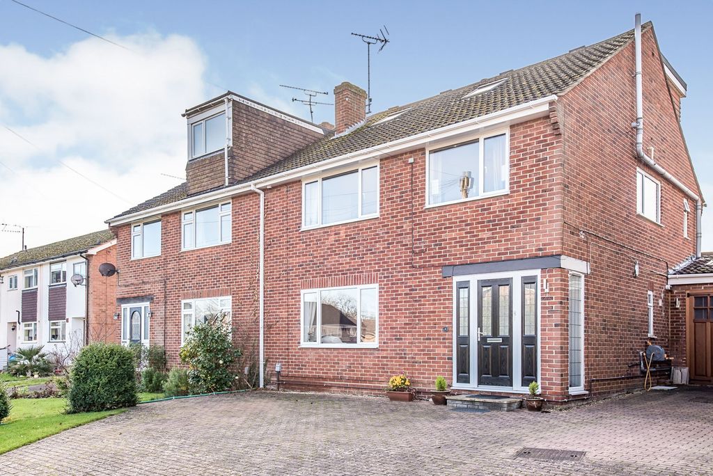 Property photo 1 of 8 1