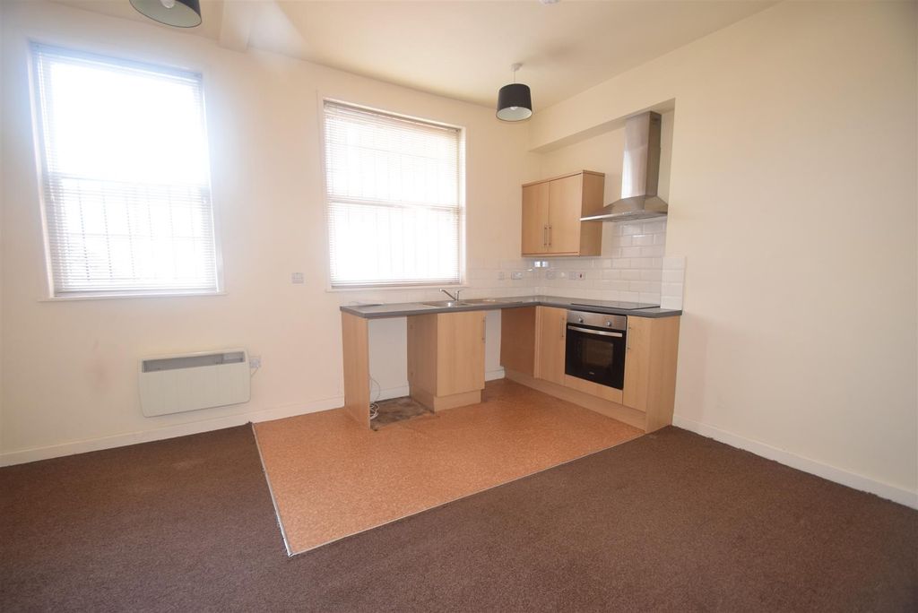 Property photo 1 of 6 Open Plan Lounge Kitchen Diner 1.Jpg