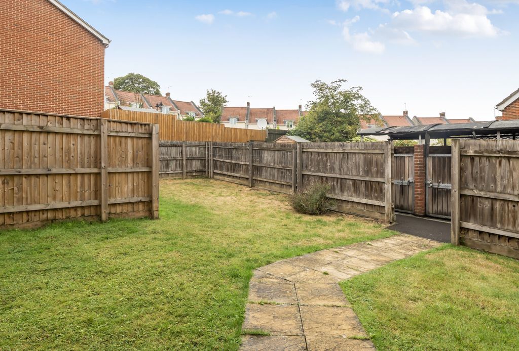 Property photo 2 of 12 1515200-18-6A9811...