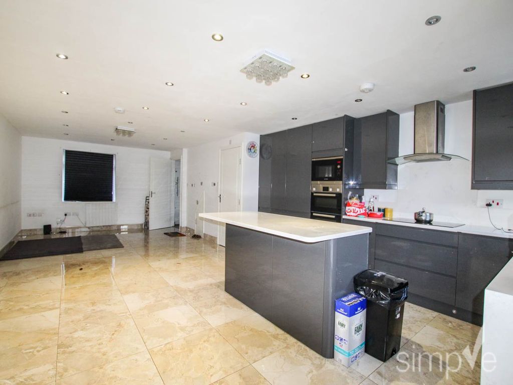 Property photo 2 of 8 Img_2675
