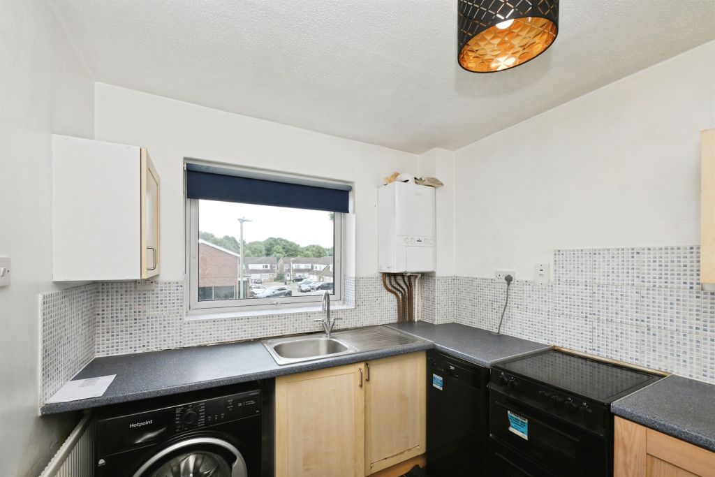 Property photo 2 of 14