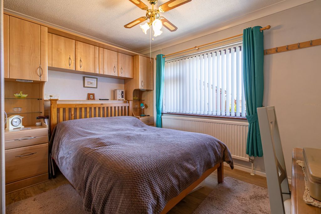 Property photo 3 of 24 4021717