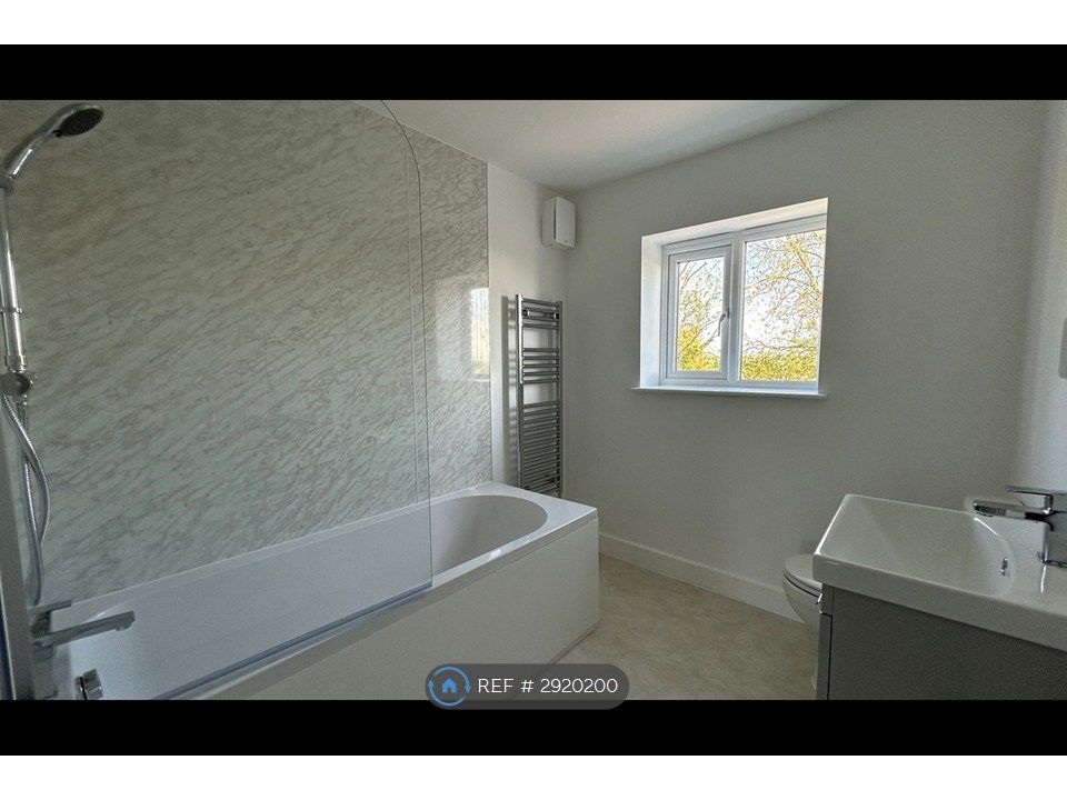 Property photo 3 of 9 Main Bathroom