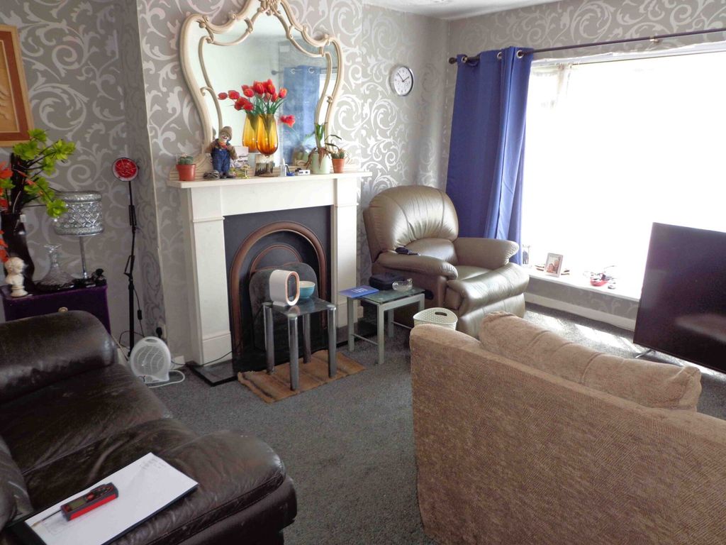 Property photo 3 of 15