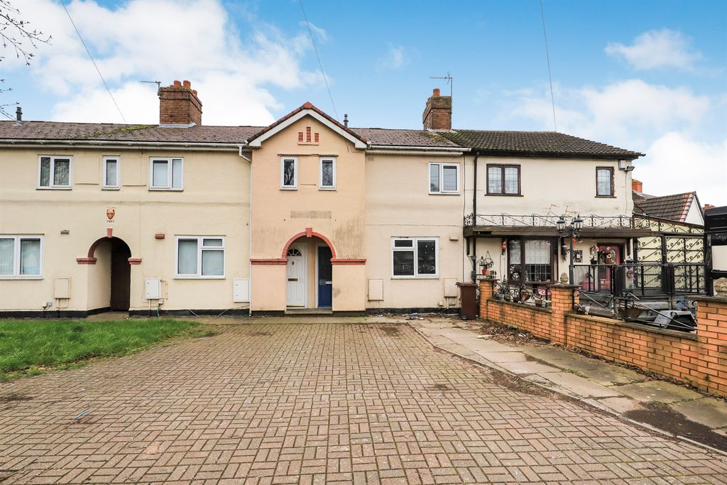 Property photo 1 of 17