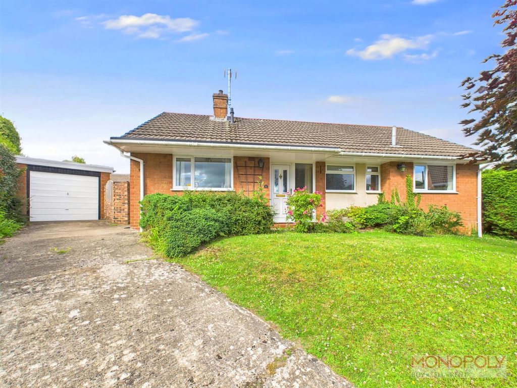 Property photo 1 of 15 Cam04439G0-Pr0086-Still011.Jpg