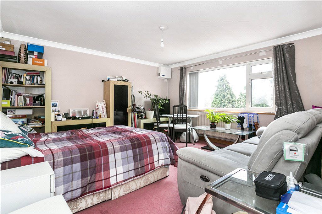 Property photo 2 of 8 Reception Room