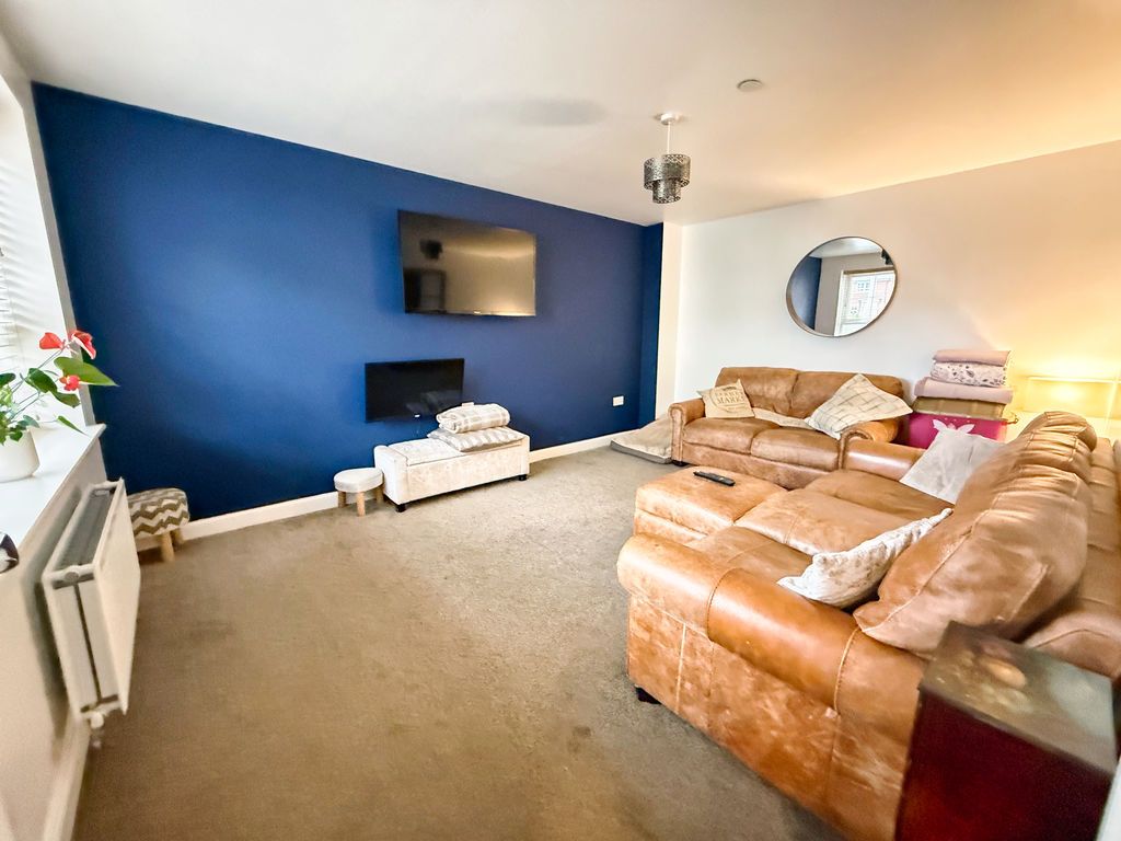 Property photo 2 of 13 Photo 10