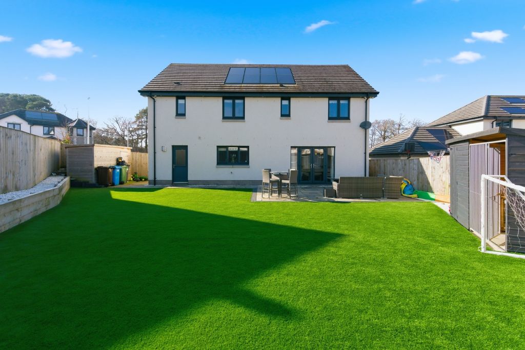 Additional image 39 of 5 bed detached house for saleWest Kip Walk, Livingston, West Lothian EH54