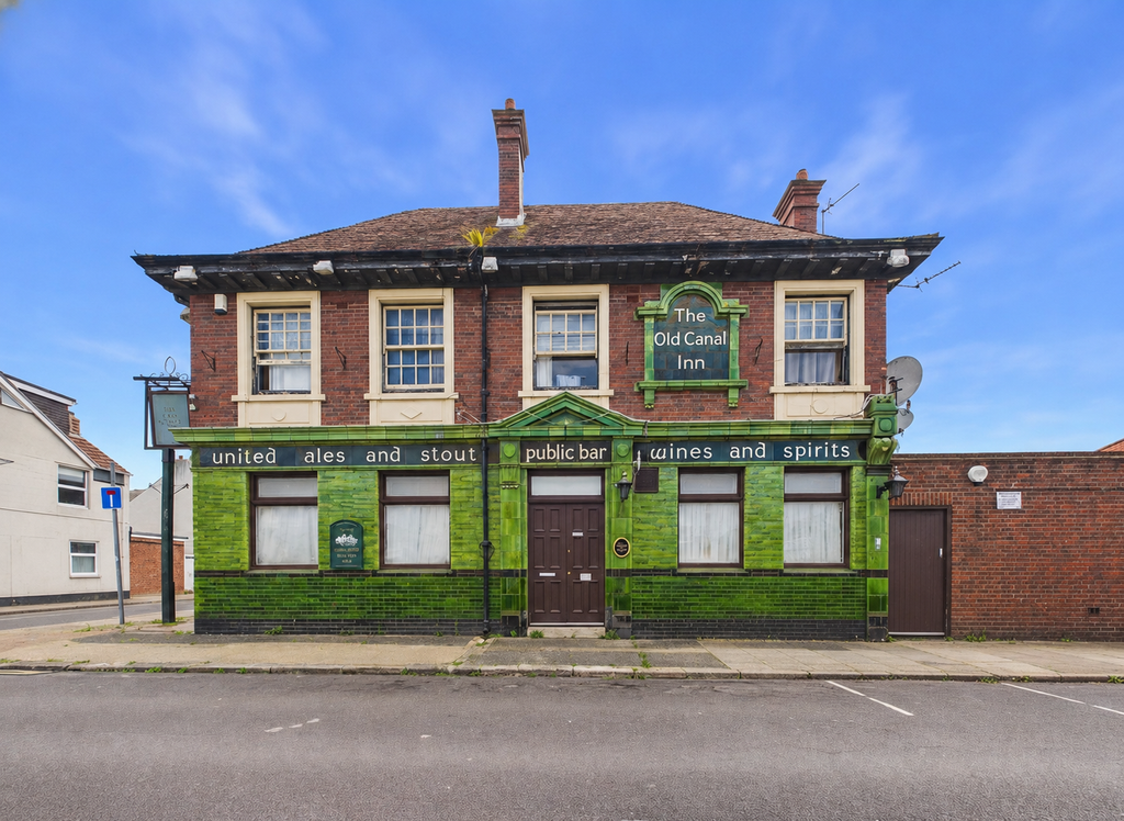 Property photo 1 of 7