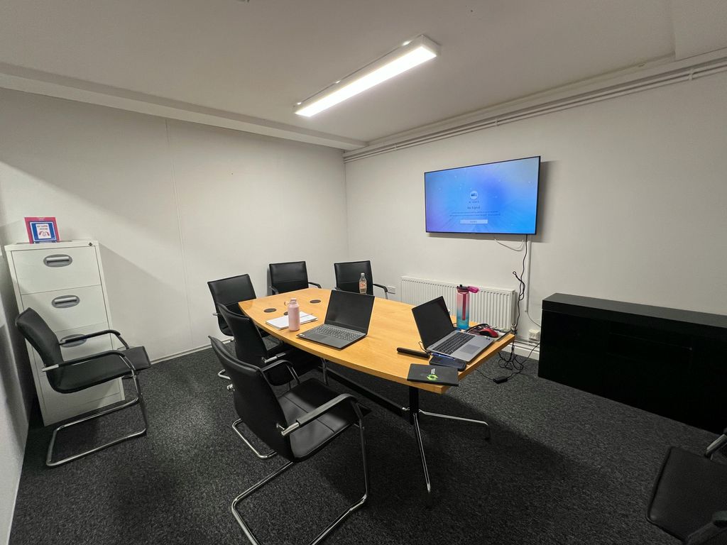 Property photo 3 of 8 Img_4750.Jpeg