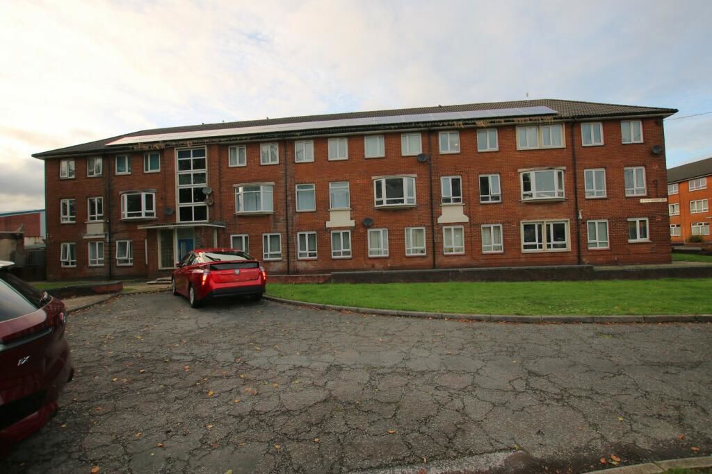 Property photo 1 of 9