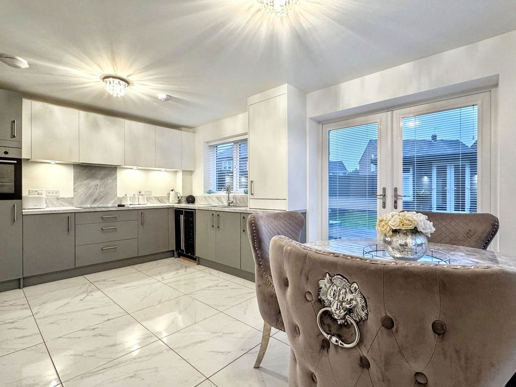 Property photo 3 of 26