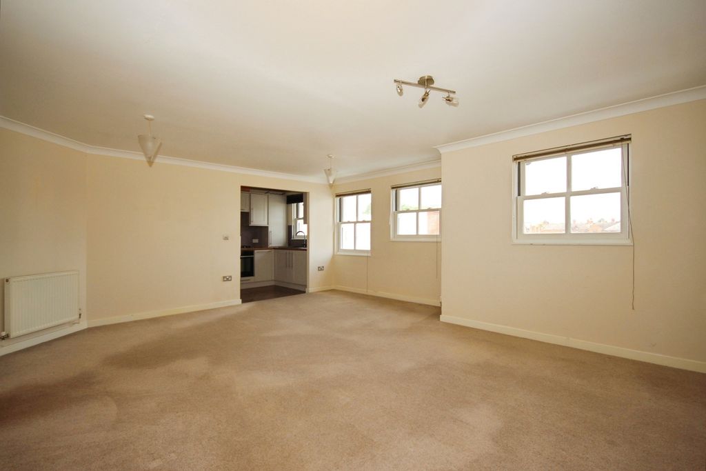 Property photo 2 of 14 Pbox-Img.Jpg
