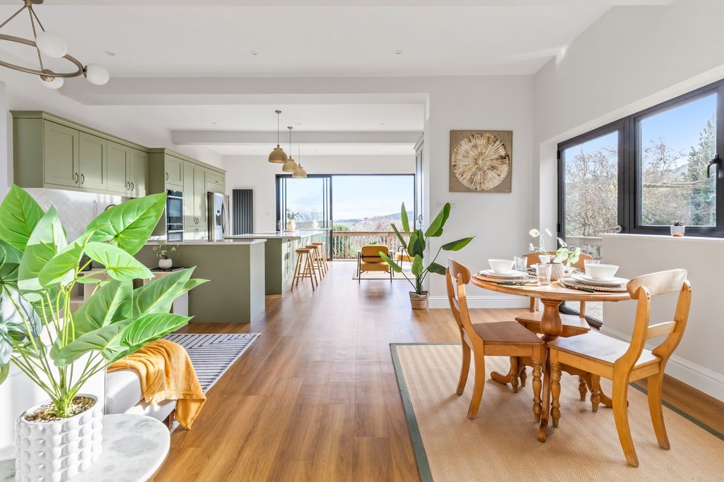 Property photo 2 of 45 4747743