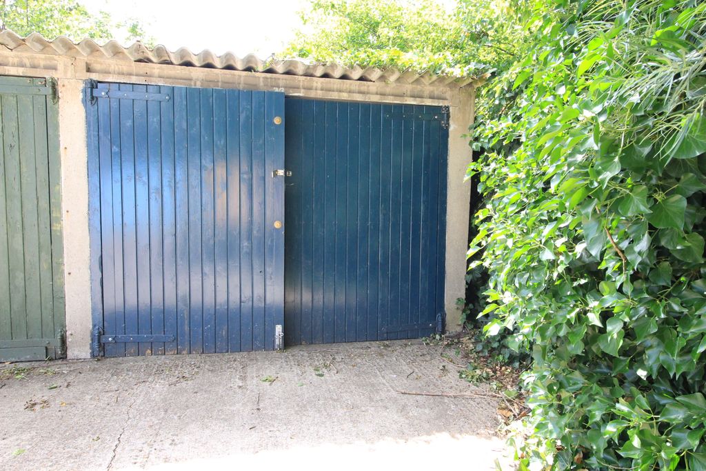 Property photo 1 of 4 Img_0278