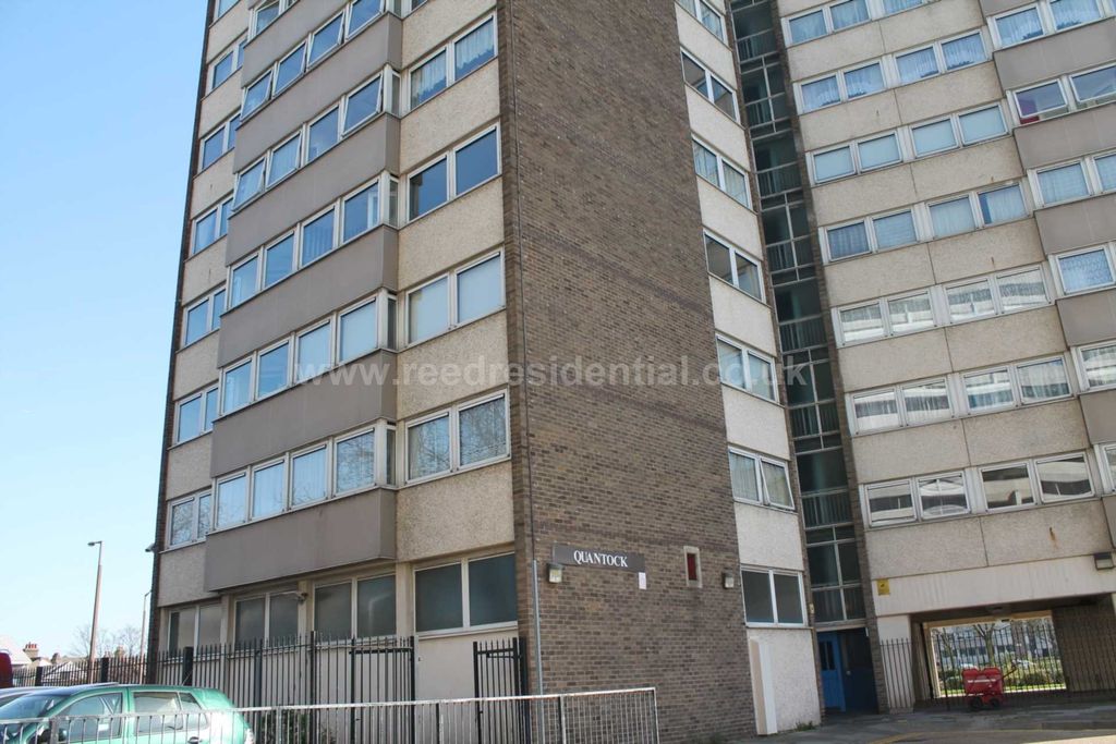 Property photo 1 of 2