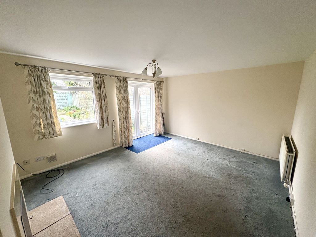 Property photo 2 of 10 Photo 4