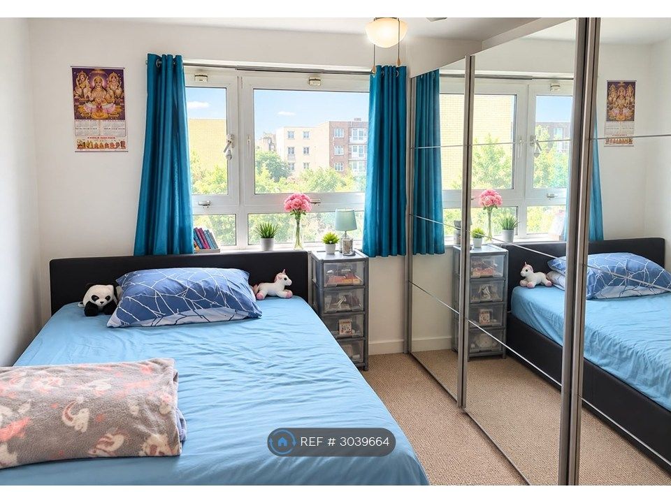 Property photo 3 of 4