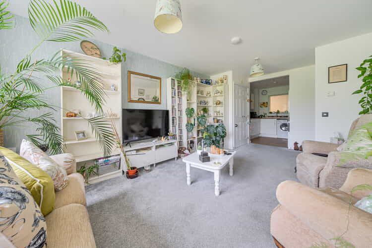 Property photo 2 of 20