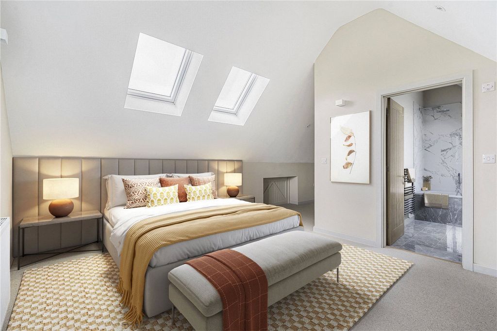 Property photo 3 of 15 Principal Bedroom