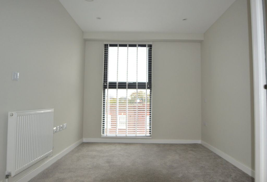 Property photo 3 of 4 Bedroom