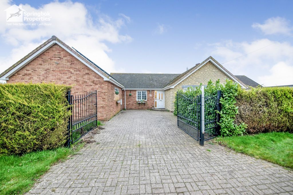 Property photo 1 of 42 Front View