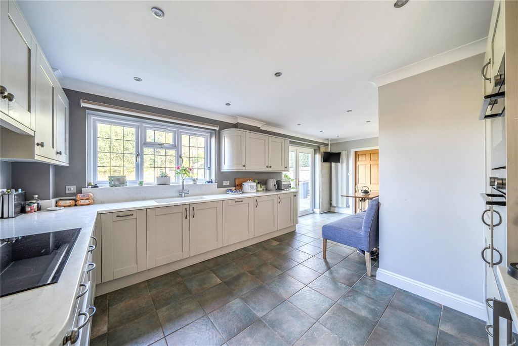 Property photo 3 of 23 Picture 3